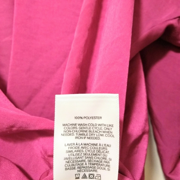 NWOT Vibrant Flowy Sleeve Top - Picture 15 of 16